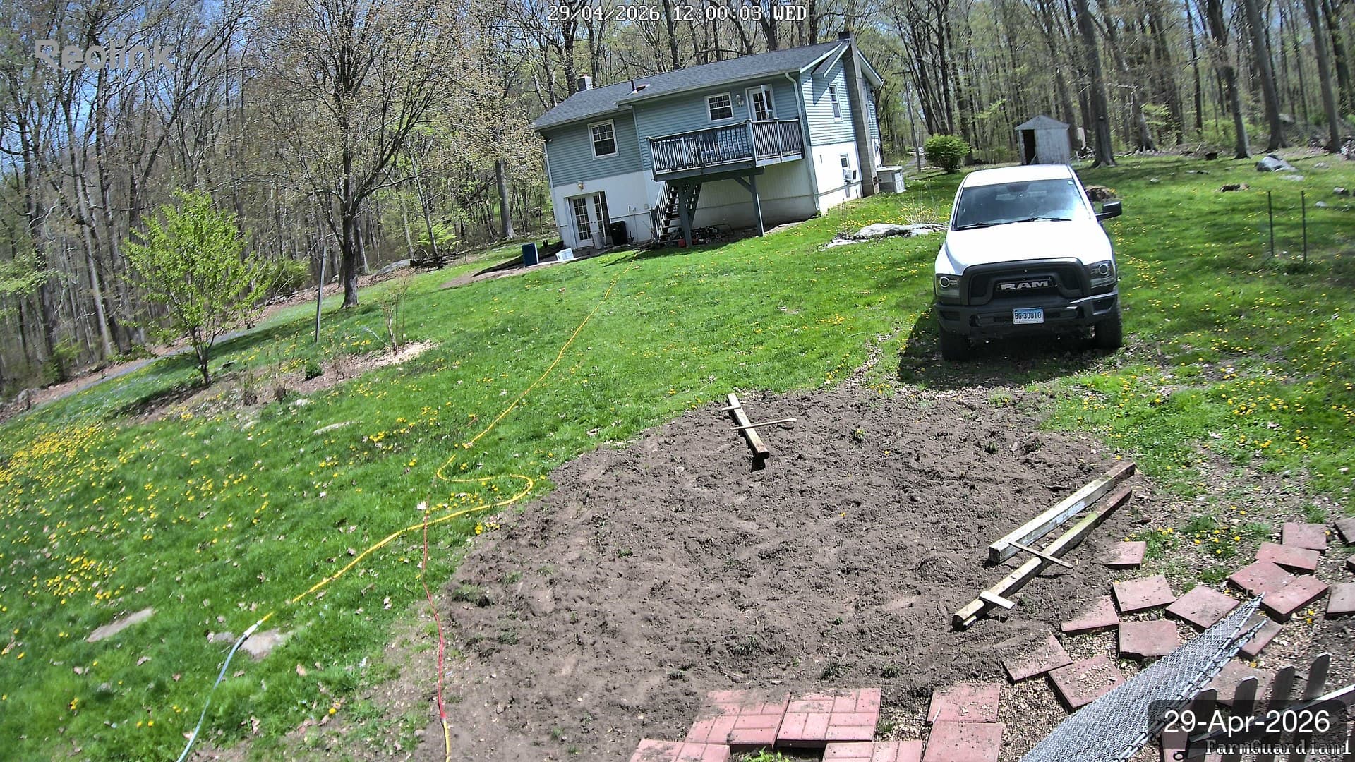 Yard on 29-Apr-2026, Noon